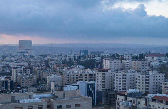 الأرصاد: أجواء باردة وأمطار خفيفة صباح الجمعة