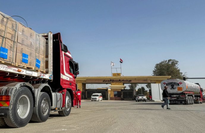 فتح معبر رفح جزئيا لعبور الأفراد وتحت رقابة مشددة