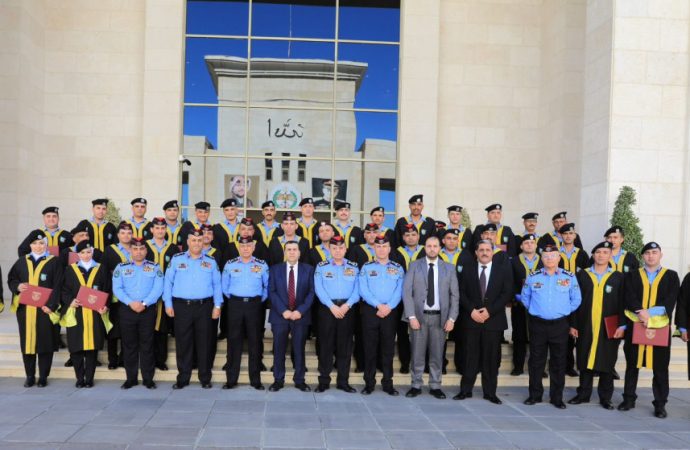 مدير الأمن العام يرعى حفل تخريج طلبة دبلوم مراكز الإصلاح والتأهيل