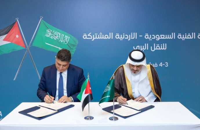 اللجنة الفنية الأردنية السعودية للنقل البري تعقد اجتماعها في الرياض