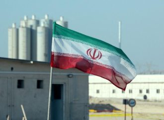 دبلوماسي: إيران ترفض وقف تخصيب اليورانيوم خلال محادثات عمان