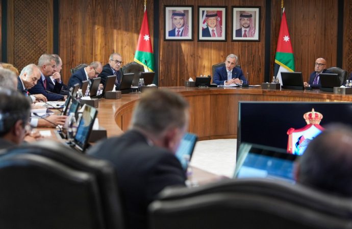 الحكومة تبدأ المرحلة الثانية من جلساتها في المحافظات من الكرك