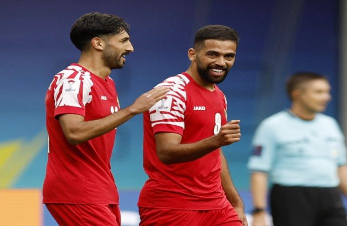 علوان والنعيمات ضمن أفضل هدافي المنتخبات عالميا