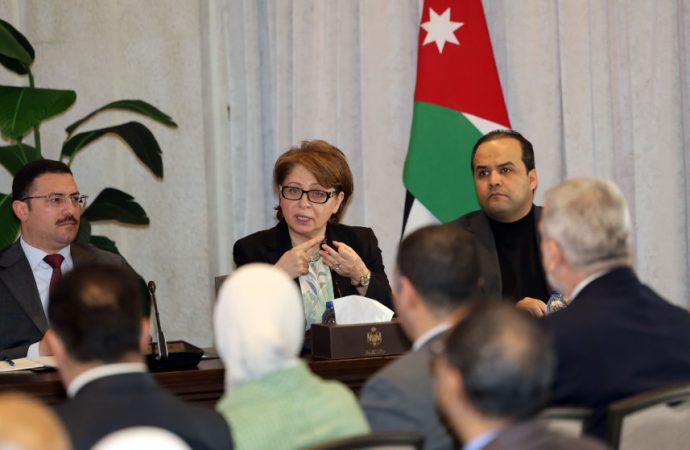 الحكومة: تقرير “المتسوق الخفي” أداة تقييم تكشف نقاط الضعف وتعزز الخدمات