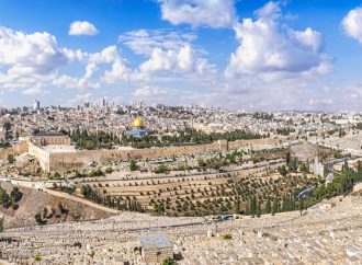 الاحتلال يمنع “الأوقاف” من تجهيز المسجد الأقصى لاستقبال رمضان