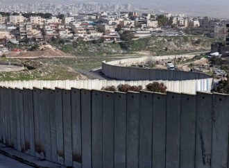 غضب إزاء بدء إسرائيل تسجيل وتسوية الأراضي بالضفة الغربية المحتلة
