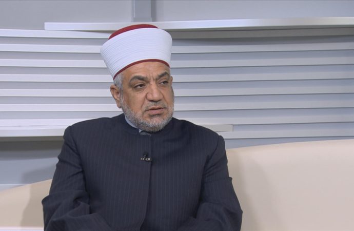 الخلايلة يطلق حملة لتوزيع 10 آلاف طرد غذائي بكلفة ربع مليون دينار