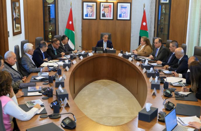 رئيس الوزراء يترأس جلسة لمجلس الاستثمار