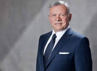 الملك يهنئ أمير دولة الكويت بالعيد الوطني لبلاده