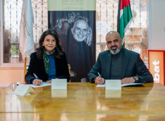 اتفاقية تعاون بين طلبات الأردن ومؤسسة الملك الحسين لتوسيع العطاء والمسؤولية المجتمعية