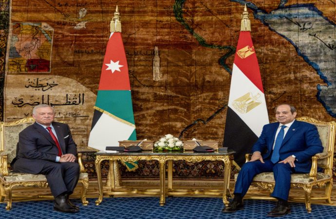 الملك خلال لقائه مع السيسي يحذّر من عواقب استمرار الاعتداءات على المقدسات في القدس