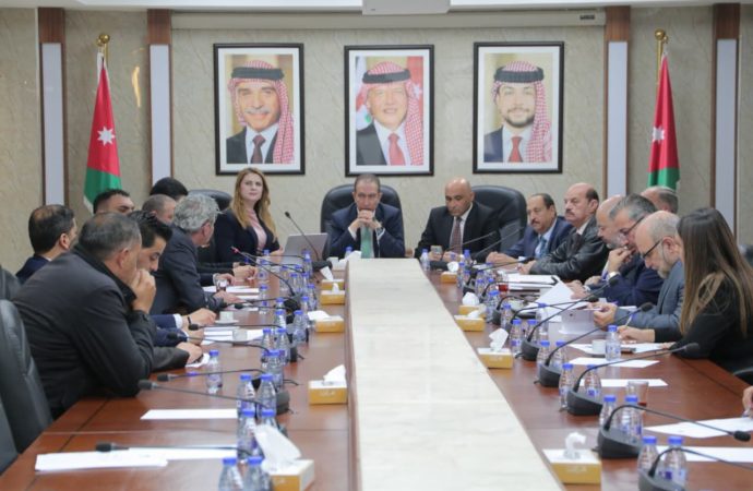 بالصور : الميثاق النيابية والصحة النيابية تبحثان توصيات الحزب لتعزيز السياسات الصحية