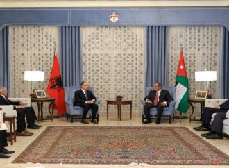 حسان وبيجاج يبحثان تعزيز العلاقات الثنائية بين الأردن وألبانيا