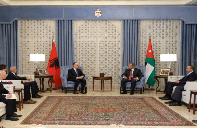 حسان وبيجاج يبحثان تعزيز العلاقات الثنائية بين الأردن وألبانيا