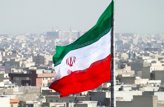 إسرائيل تستهدف موقعا يُستخدم في تطوير مكونات نووية بطهران