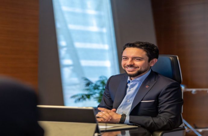 ولي العهد يزور شركة الخطوط الجوية الملكية الأردنية