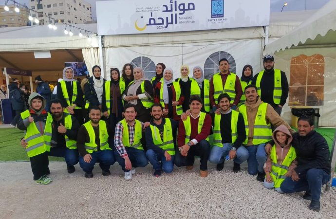 شباب كلنا الأردن يزرعون دفء رمضان مع تكية أم علي ووجبات تحمل الحب وتروي القلوب