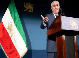نجل شاه إيران يعزي عائلات العسكريين الأمريكيين: الشعب الإيراني مدين لكم إلى الأبد