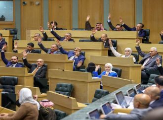 إحالة مشروع قانون “معدل الضمان” إلى لجنة العمل النيابية