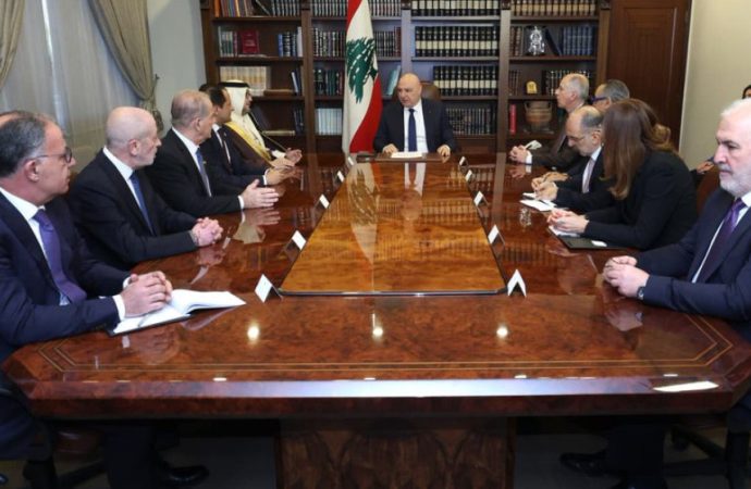 الرئيس اللبناني: قرار حصر السلم والحرب بيد الدولة سيادي ونهائي لا رجوع عنه