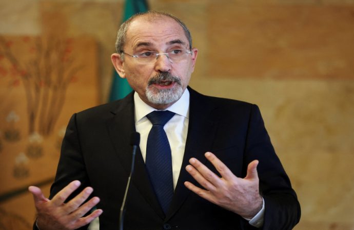 الصفدي يؤكّد تضامن الأردن الكامل مع دول مجلس التعاون الخليجي