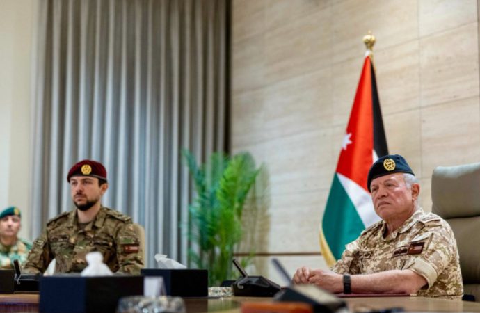 الملك من القيادة العامة للقوات المسلحة: الأردن آمن وسيبقى كذلك