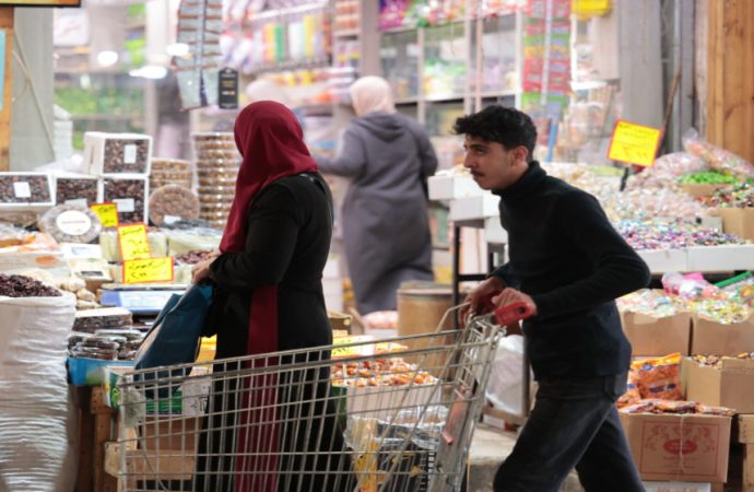 الحكومة تؤكد الاستعداد للتعامل مع التداعيات الاقتصادية لحرب إيران