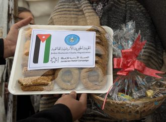الحملة الأردنية والخيرية الهاشمية تنفذان فعالية تجمع بين عيد الفطر ويوم الأم في غزة