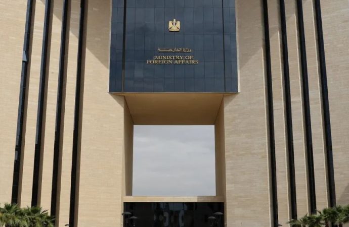 وزارة الخارجية المصرية: نواصل الجهود لخفض التصعيد في حرب إيران