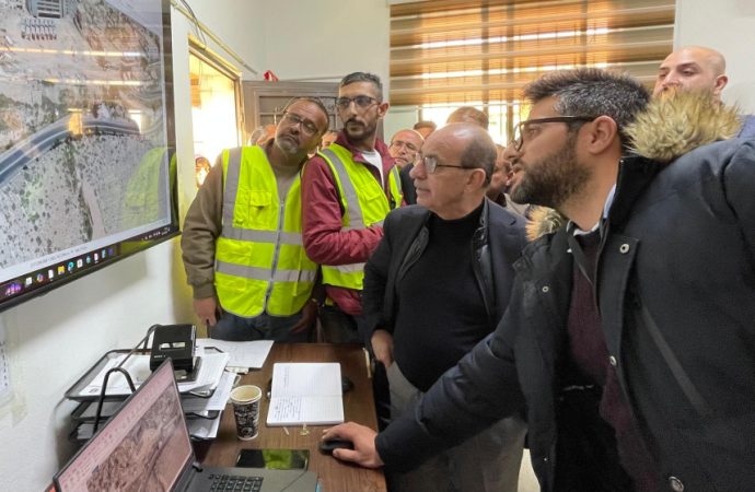 وزير الإدارة المحلية يوجّه برفع الجاهزية تحسبا لأمطار غزيرة ومنقولة بالأغوار الجنوبية والكرك
