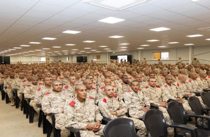 وزارة العمل تنفذ محاضرات توعوية للمشاركين في برنامج خدمة العلم