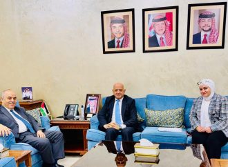 محافظة والحاج توفيق يبحثان إطلاق برنامج المنح الإيطالية لتدريب الشباب الأردني