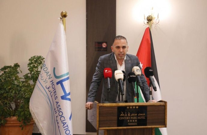 الإشاعة تبيع .. والمواطن يدفع !