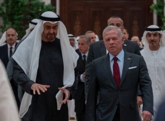 الملك ورئيس دولة الإمارات يبحثان هاتفيا تداعيات التصعيد الإقليمي