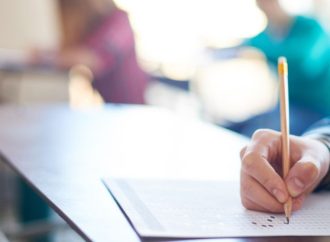 وزارة التربية: انتهاء فترة التسجيل لامتحان “التوجيهي” الأحد