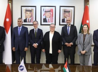 الحكومة توقّع مذكرة تفاهم مع البنك الأوروبي للتنمية لتعزيز أمن الطاقة في الأردن
