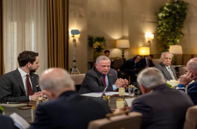 الملك يؤكد ضرورة وقف الاعتداء الإسرائيلي على لبنان