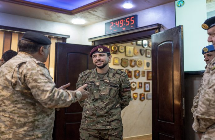 ولي العهد يزور مديرية سلاح الهندسة الملكي ويطلع على أبرز التقنيات المستخدمة