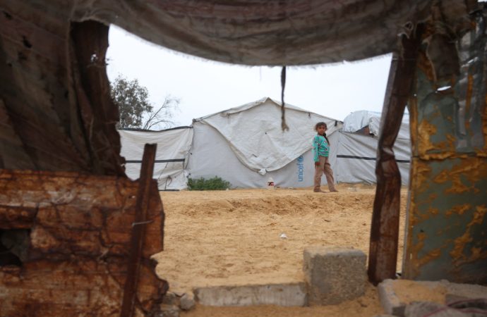 “التنمية الاجتماعية في غزة”: أقل من 1% فقط يستفيدون من البيوت المتنقلة