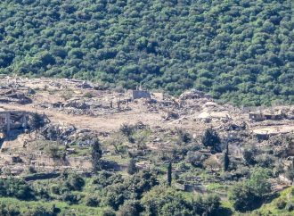 مقتل 6 أشخاص في لبنان الجمعة بضربات إسرائيلية