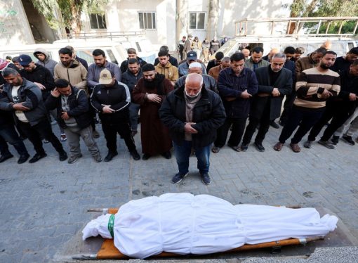 استشهاد 6 بغارة إسرائيلية على نقطة تفتيش في قطاع غزة