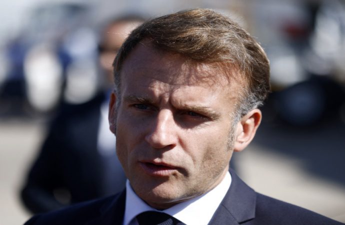 ماكرون يعلن مقتل عسكري فرنسي وإصابة 3 بهجوم على اليونيفيل جنوبي لبنان