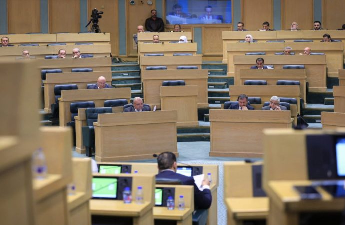 بعد 4 جلسات مُتتالية.. مجلس النواب يُقر “التعليم وتنمية الموارد”
