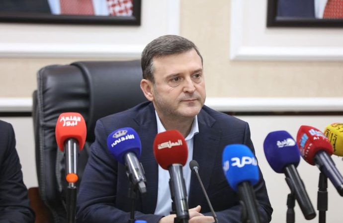 العمري يهنئ العمال بعيدهم و يؤكد شركاء أساسيين في بناء الوطن ومسيرته التنموية.