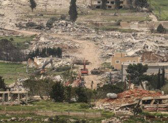 جيش الاحتلال الإسرائيلي يعلن إقامة “خط أصفر” فاصل في جنوب لبنان