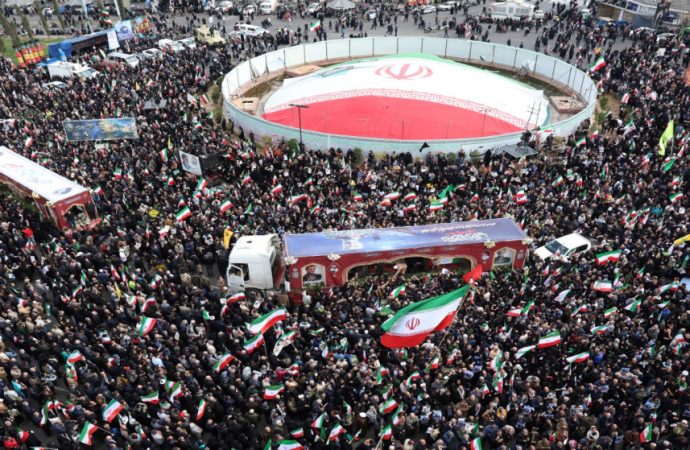 إيران: تصريحات ترامب حول طلب طهران وقف إطلاق النار “كاذبة ولا أساس لها”