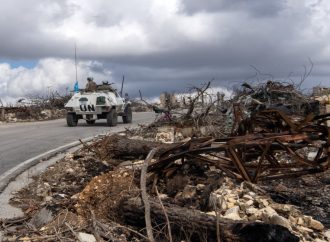 اليونيفيل تعلن إصابة 3 من جنودها بجروح جراء انفجار داخل قاعدة في جنوب لبنان