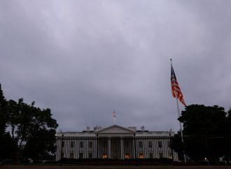 البيت الأبيض: ترامب يوفد فريق التفاوض مع إيران إلى باكستان