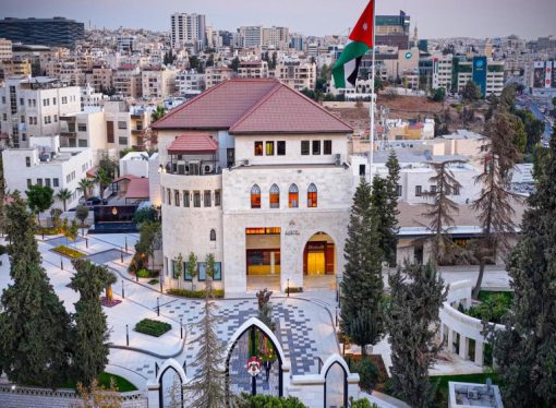 عطلة رسمية في الثلاثين من نيسان بمناسبة يوم العمال العالمي