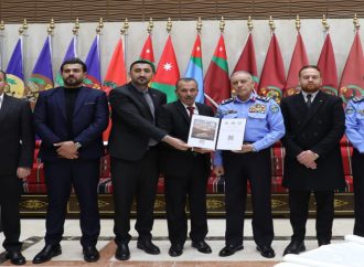 مدير الأمن العام يلتقي رئيس جمعية الملتقى الوطني